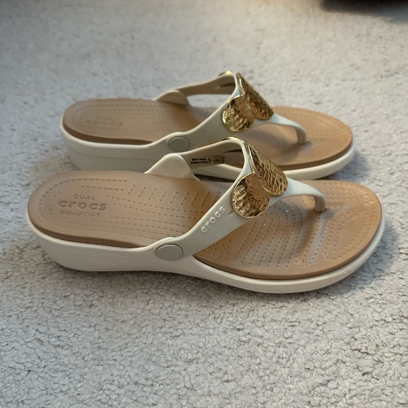 CROCS Shoes - Crocs Women's White and Gold Sandals- Size 7- Like New
